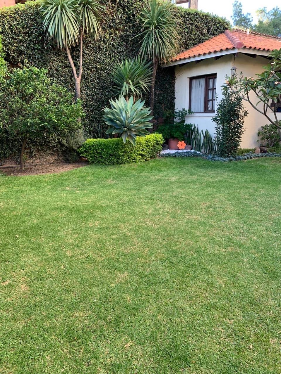 Apartamento Con Jardin Cochabamba Bagian luar foto