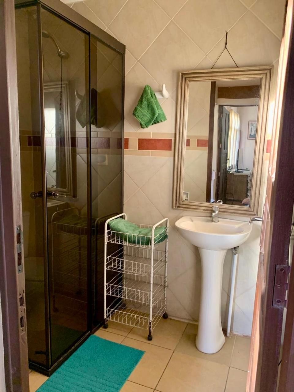 Apartamento Con Jardin Cochabamba Bagian luar foto