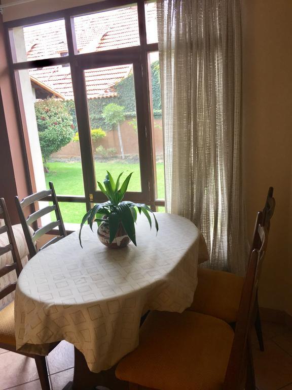 Apartamento Con Jardin Cochabamba Bagian luar foto
