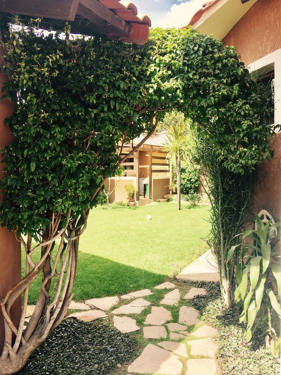 Apartamento Con Jardin Cochabamba Bagian luar foto